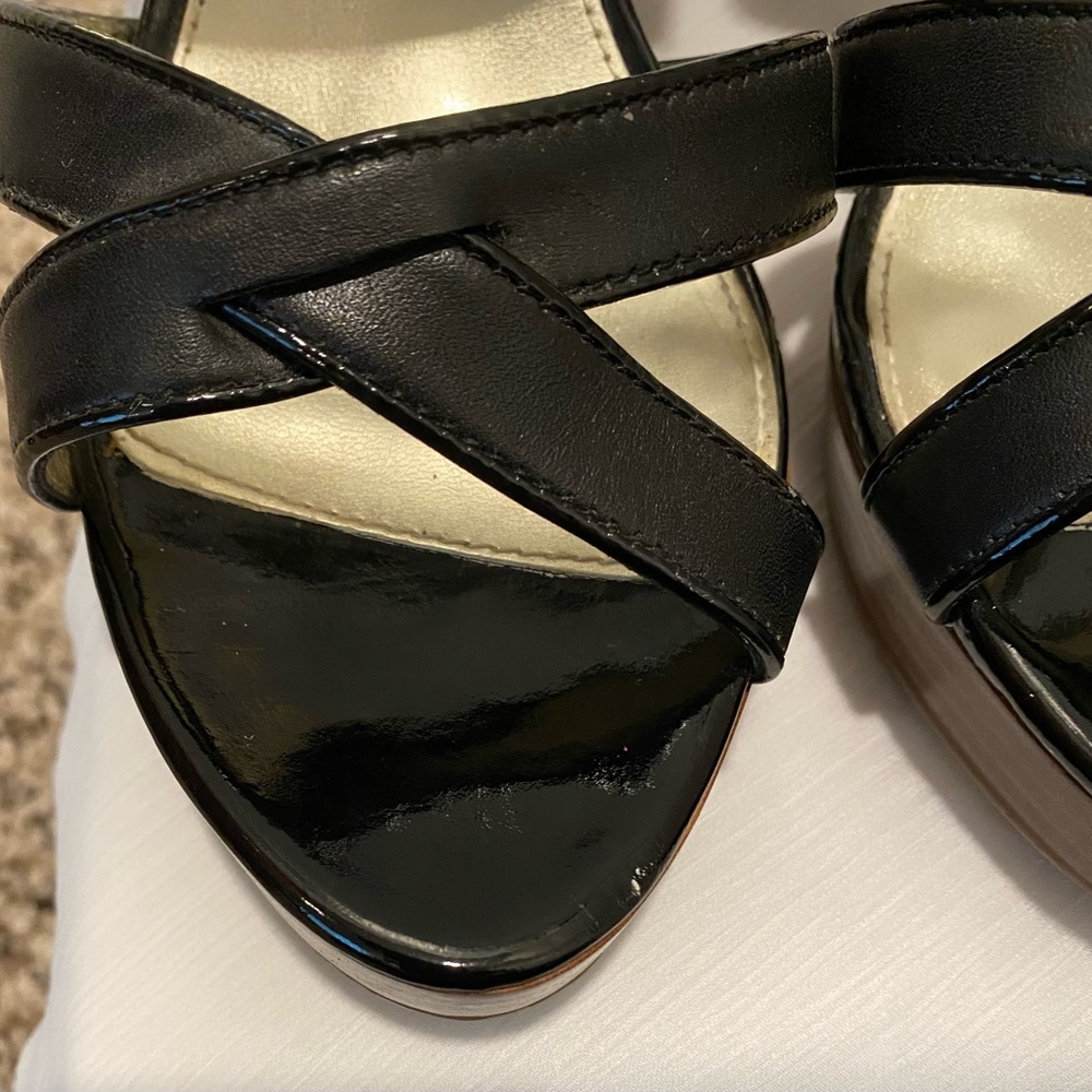 Tommy Hilfiger Heels - Picture 14 of 14